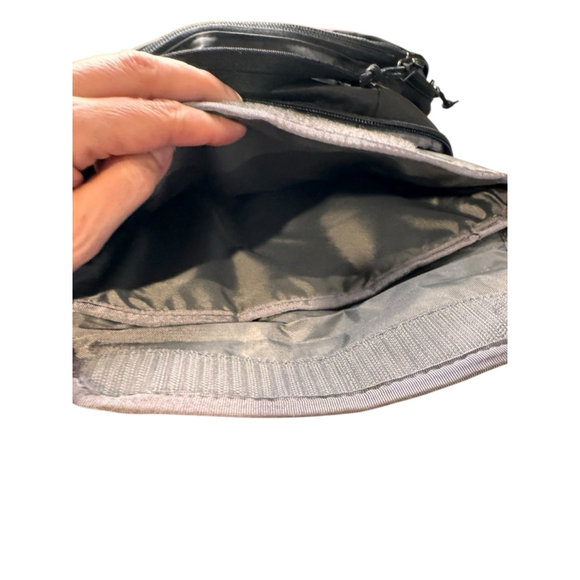 Men's Patagonia Refugio Day Pack 30L One Size Backpack - Picture 12 of 13